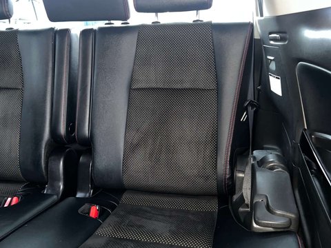 Toyota Vellfire GOLDEN EYES II V6 36