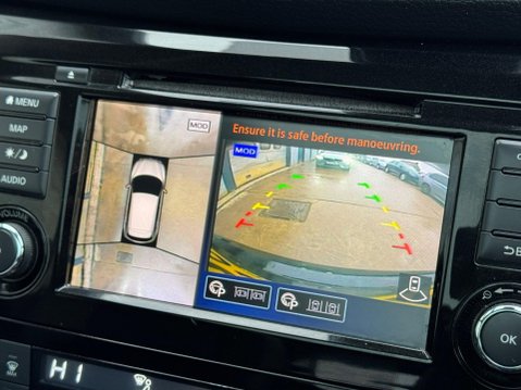 Nissan Qashqai 1.3 DIG-T Tekna Euro 6 (s/s) 5dr 13