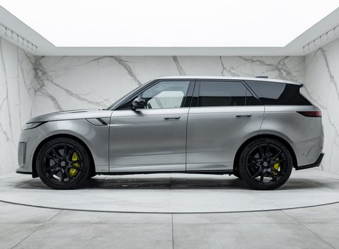 Land Rover Range Rover Sport P635 SV EDITION ONE 2