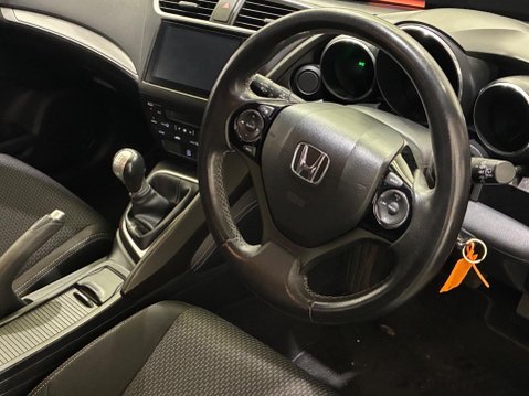 Honda Civic 1.6 i-DTEC SE Plus (Navi) Euro 5 (s/s) 5dr 3