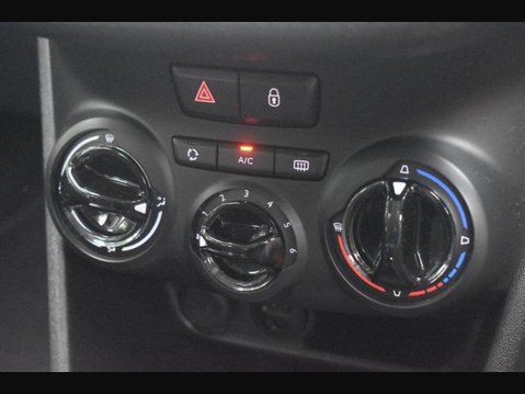 Peugeot 208 1.2 PureTech Active Hatchback 3dr Petrol Manual Euro 6 (82 ps) 8