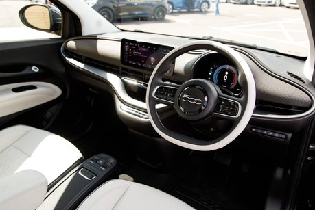 Fiat 500e LA PRIMA