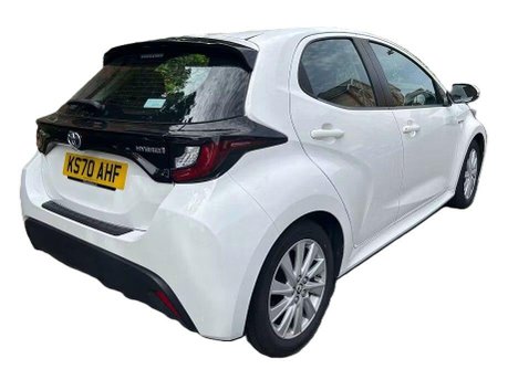 Toyota Yaris 1.5 VVT-h Icon Hatchback 5dr Petrol Hybrid E-CVT Euro 6 (s/s) (116 ps) 4