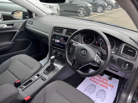Volkswagen Golf MATCH TDI DSG 34