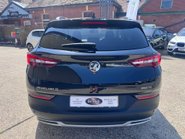 Vauxhall Grandland X SRI NAV 9
