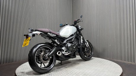 Yamaha XSR900 HERITAGE MT09 2016 ONLY 19K STUNNING MODERN RETRO 900CC 6