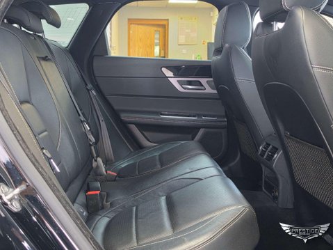 Jaguar XF 2.0i R-Sport Sportbrake Auto Euro 6 (s/s) 5dr 62