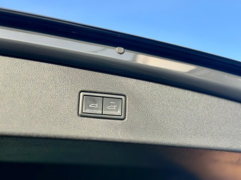 Volkswagen Tiguan 2.0 TDI SE Navigation Euro 6 (s/s) 5dr 22