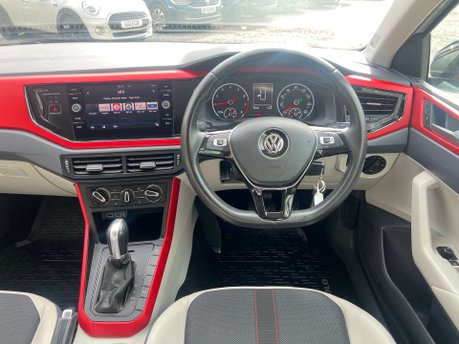 Volkswagen Polo 1.0 Polo Beats TSi Semi-Auto 5dr 17