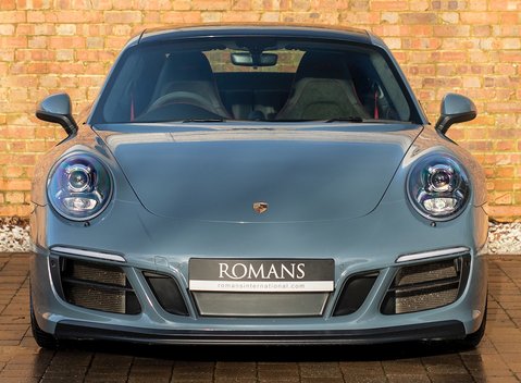 Porsche 911 (991.2) Carrera 4 GTS 4
