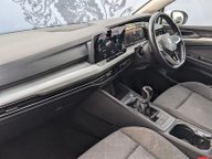 Volkswagen Golf LIFE TSI 17