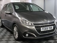 Peugeot 208 PURETECH S/S SIGNATURE 30