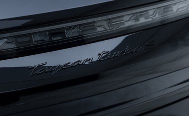 Porsche Taycan TURBO S CROSS TURISMO 41
