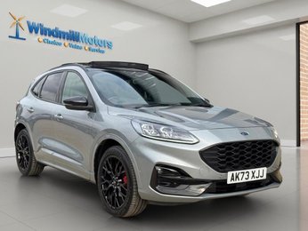 Ford Kuga 2.5 Duratec 14.4kWh Black Package Edition CVT Euro 6 (s/s) 5dr