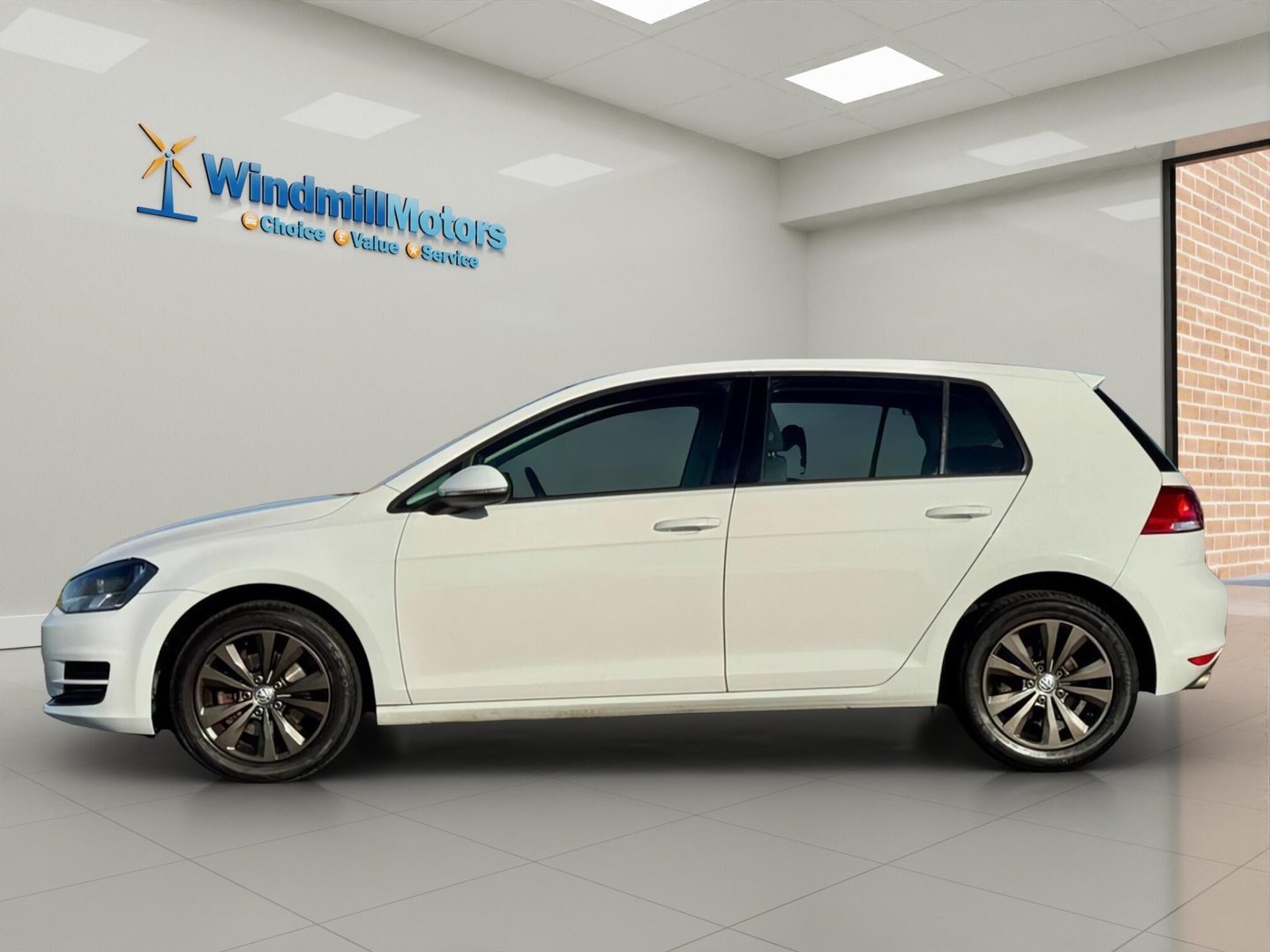 2014 Volkswagen Golf — image 5