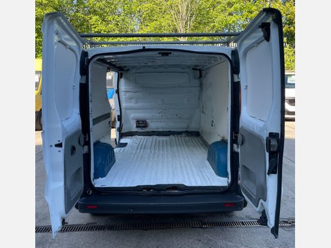 Vauxhall Vivaro 2.0 2900 CDTi ecoFLEX FWD L3 4dr 11
