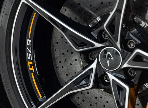 McLaren 675LT 28