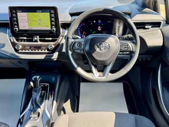 Toyota Corolla 1.8 VVT-h Icon Tech Touring Sports CVT Euro 6 (s/s) 5dr