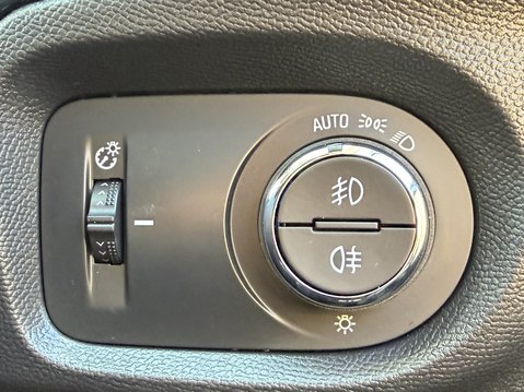 Vauxhall Corsa 100kW Elite Premium 50kWh 5dr Auto [11kWCh] 32