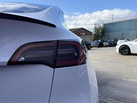 Tesla Model Y (Dual Motor) Performance SUV 5dr Electric Auto 4WDE (426 bhp) 19