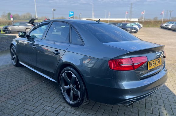 Audi A4 3.0 TDI QUATTRO BLACK EDITION AUTO 9