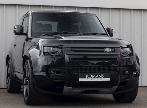Land Rover Defender V8 1