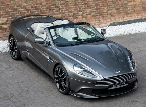 Aston Martin Vanquish S Volante 8
