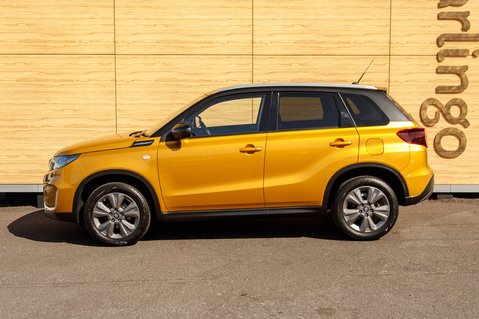 Suzuki Vitara SZ-T 13