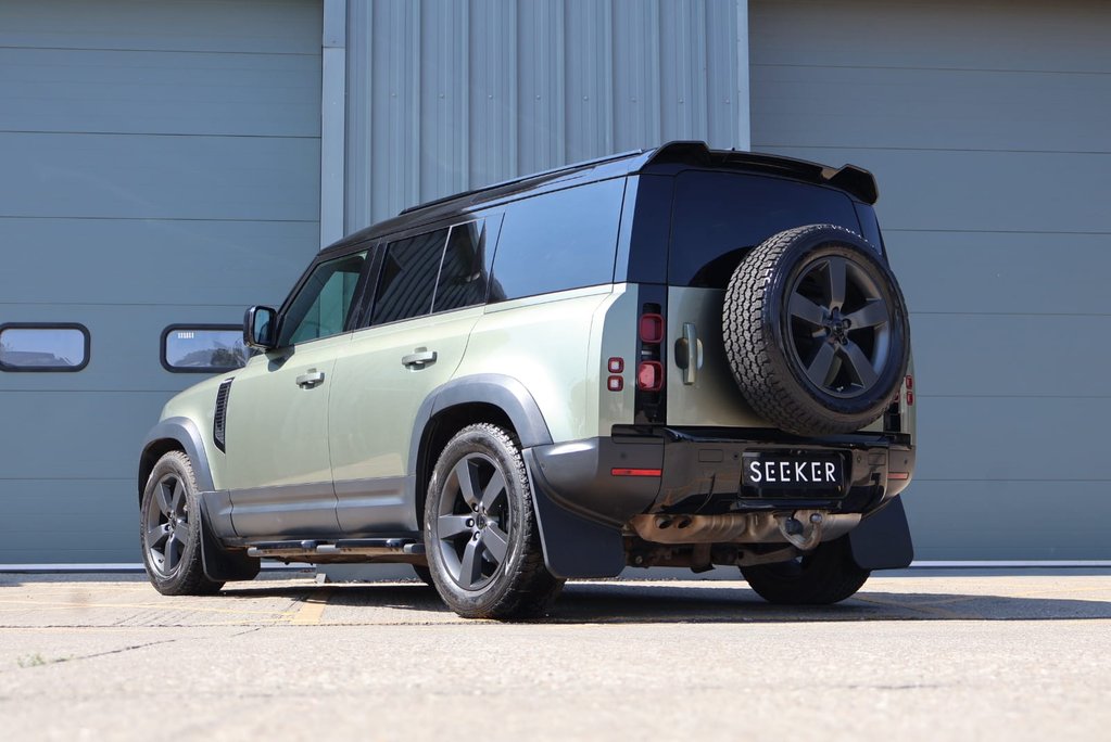 Land Rover Defender 110 D250 HARD TOP SE MHEV styled by Seeker BIG SPEC 6