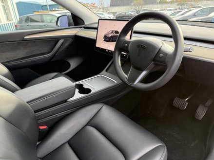 Tesla Model Y (Dual Motor) Long Range SUV 5dr Electric Auto 4WDE (384 bhp)