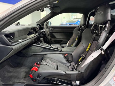 Porsche 911 4.0 992 GT3 RS Coupe 2dr Petrol PDK Euro 6 (s/s) (525 ps) 37