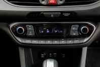 Hyundai i30 T-GDI FASTBACK N LINE PLUS NAV 39