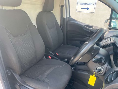 Ford Transit Courier 1.5 Transit Courier Trend TDCi 19