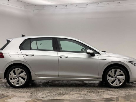 Volkswagen Golf 1.5 Golf Style eTSI Semi-Auto 5dr 3