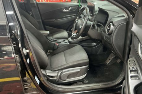 Hyundai KONA 1.0 T-GDi MHEV Premium SUV 5dr Petrol Hybrid Manual Euro 6 (s/s) (120 ps) 6