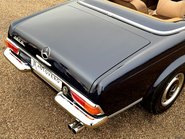 Mercedes-Benz SL Series 280 SL 28