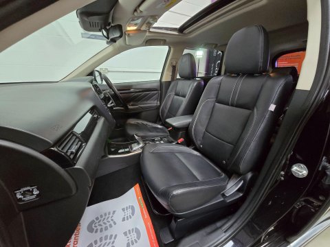 Mitsubishi Outlander 2.0h 12kWh 4hs CVT 4WD Euro 6 (s/s) 5dr 44