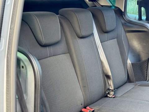 Ford B-Max 1.0 B-Max Zetec Silver Edition 5dr 23