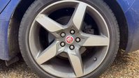 Jaguar XE 2.0d R-Sport Saloon 4dr Diesel Auto Euro 6 (s/s) (180 ps) 29