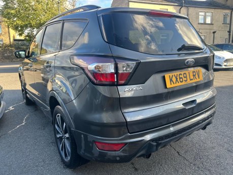 Ford Kuga ST-LINE 4