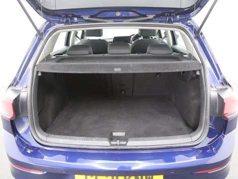 Volkswagen Golf 1.5 TSI Life Euro 6 (s/s) 5dr 24