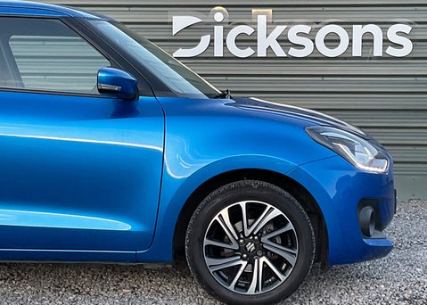 Suzuki Swift SZ5 DUALJET MHEV 3