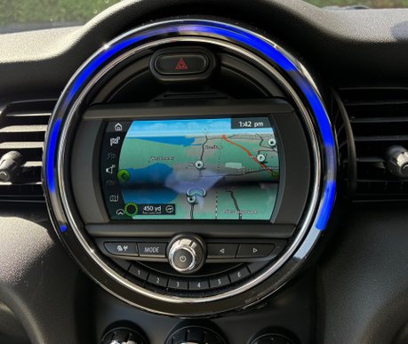 Mini Hatch Cooper 1.5 Exclusive Comfort / Navigation 5 door - SAT NAV - LIGHT LEATHER 12