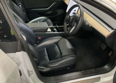 Tesla Model 3 Standard Range Plus Saloon 4dr Electric Auto RWD (241 bhp) 11