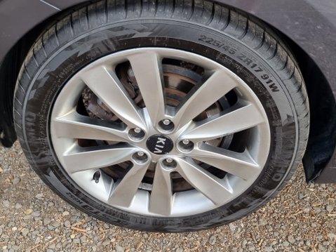 Kia Ceed CRDI 4 TECH ECODYNAMICS 14