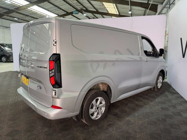 Ford Transit Custom 2.0 Transit Custom 300 Limited EcoBlue 4
