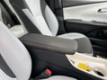 Toyota Prius VVT-I BUSINESS EDITION PLUS 32