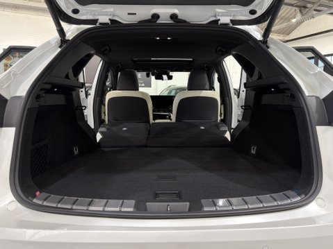 Lexus NX 450H PLUS TAKUMI Pan Roof + Mark Levinson Sound 33
