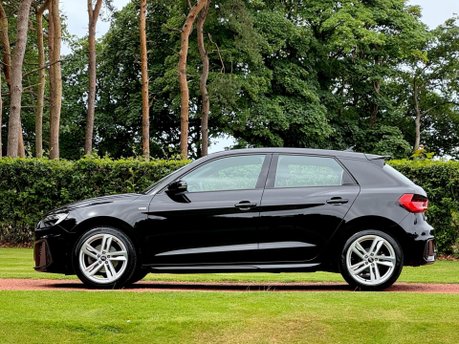 Audi A1 SPORTBACK TFSI S LINE 4