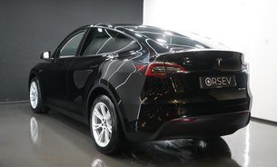 Tesla Model Y LONG RANGE AWD Solid Black One Owner Premium Sound Pano Roof VAT Q 3